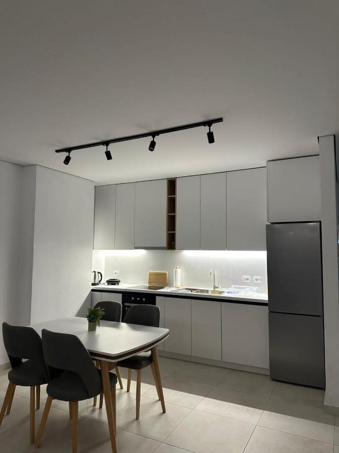 Eme Apartments - Kompleksi San Pietro, Gjiri I Lalzit Durres Exterior photo