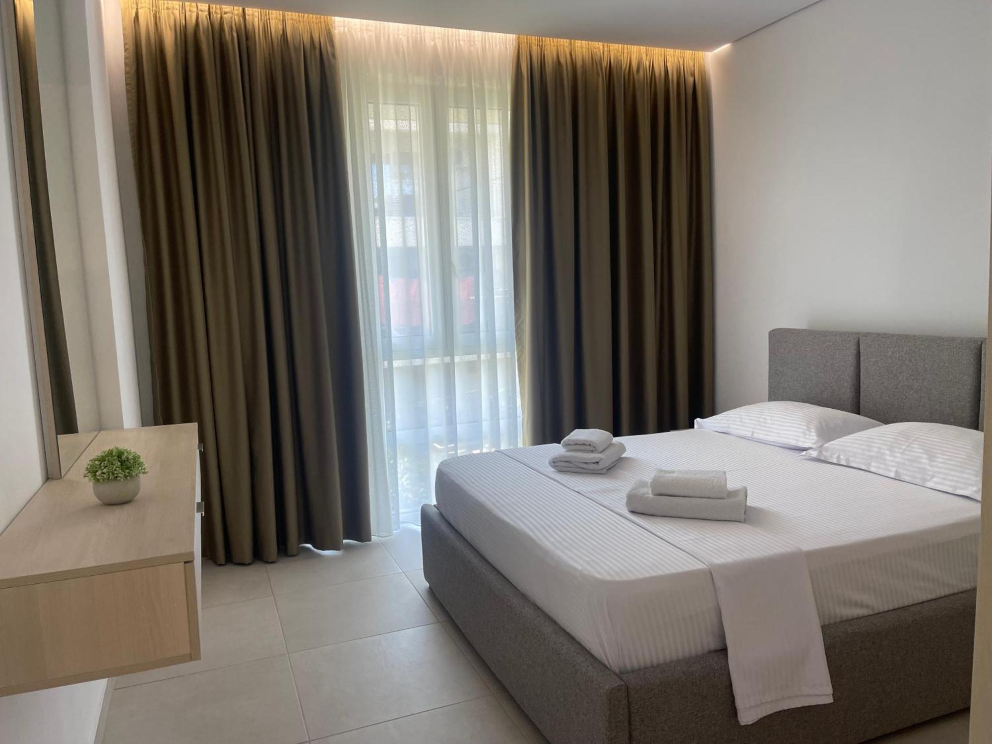Eme Apartments - Kompleksi San Pietro, Gjiri I Lalzit Durres Exterior photo